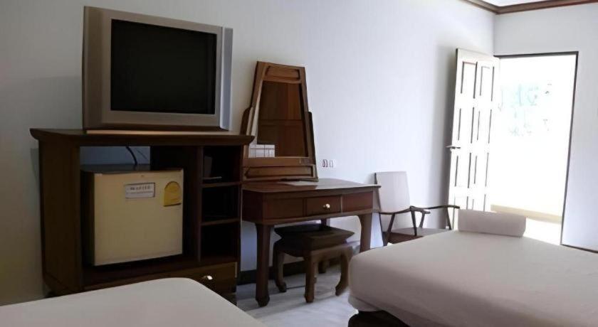 Fah Place Hotel Нан Екстериор снимка